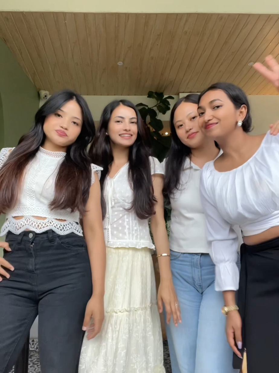 @Sneha🦢
