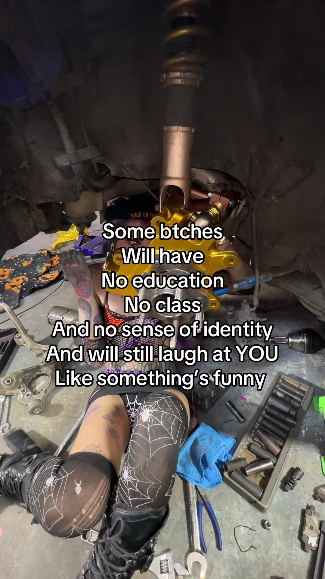 @Minitruckbabe 🔧