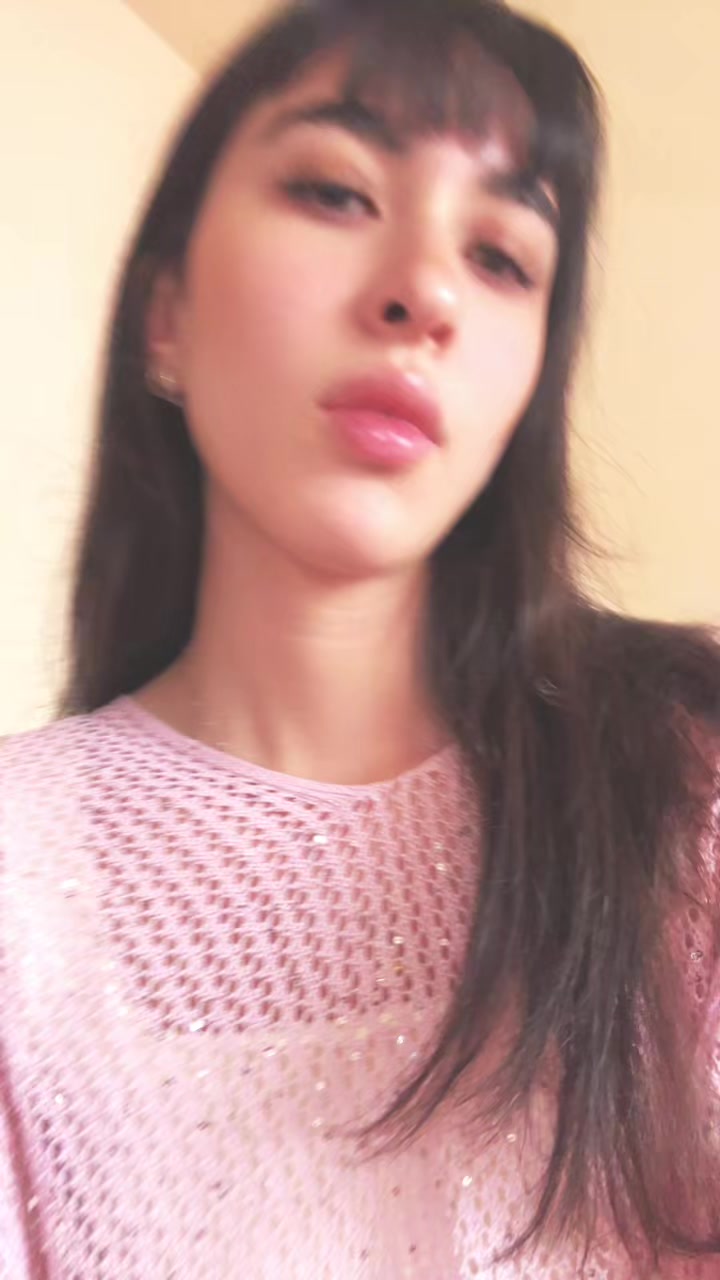 @Valentina