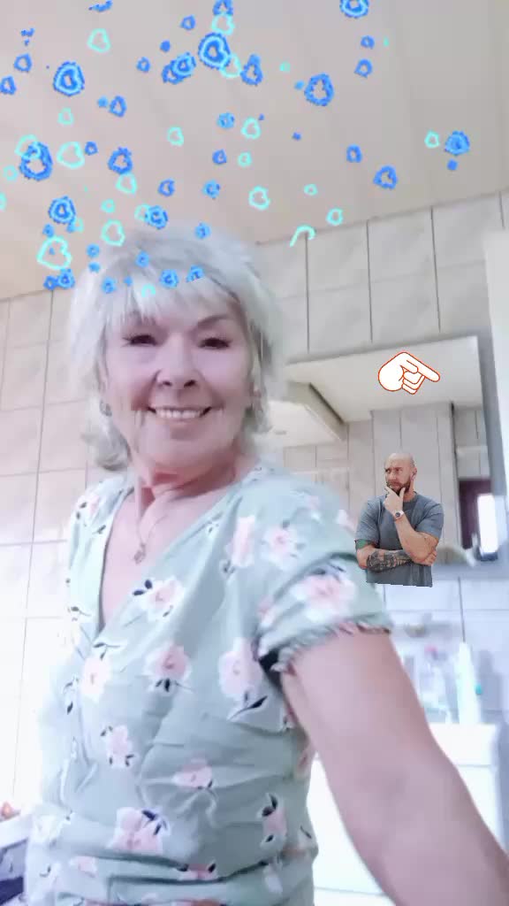 @Kleine Sch&uuml;tzin  😘🥰