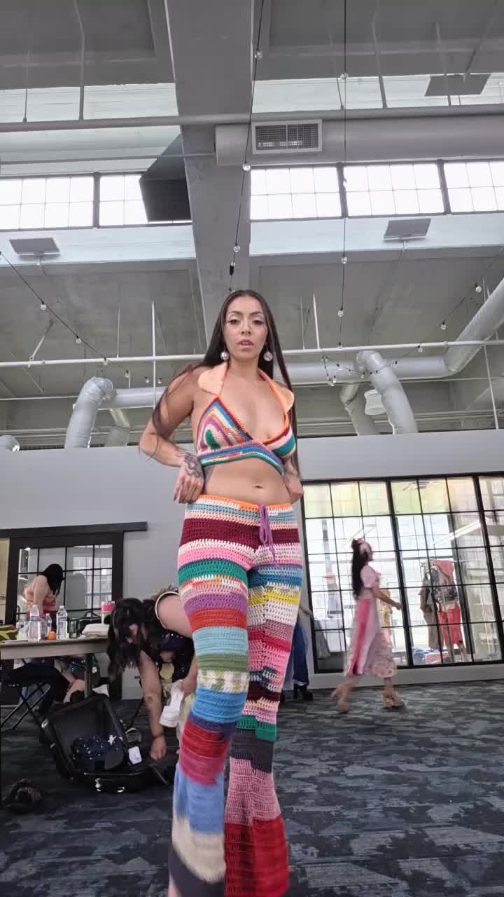 @Feliz