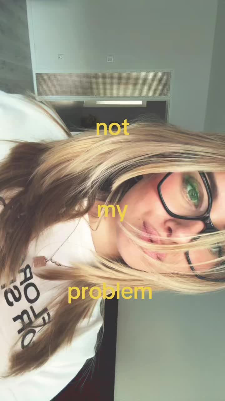 @𝑉𝑎𝑙𝑒𝑟𝑖𝑎 🐾