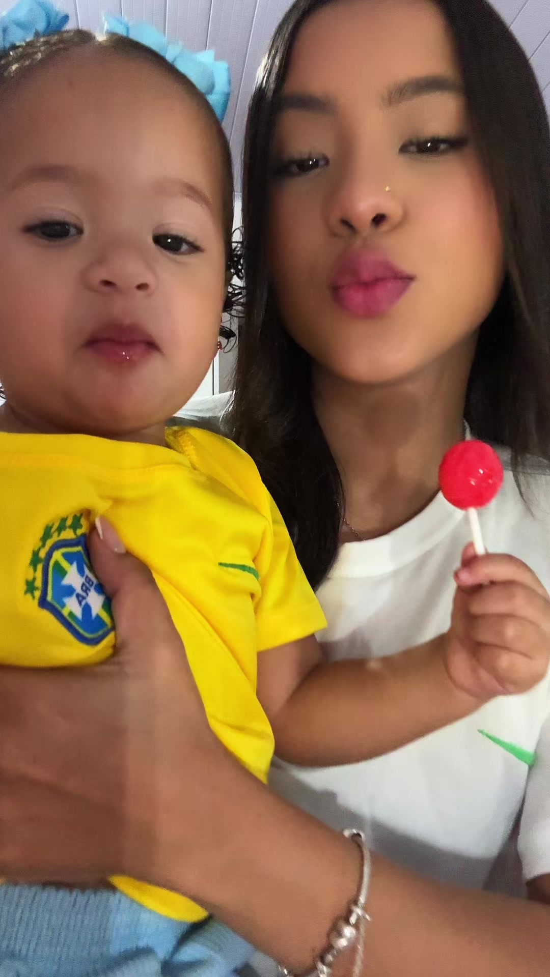 @Mayara