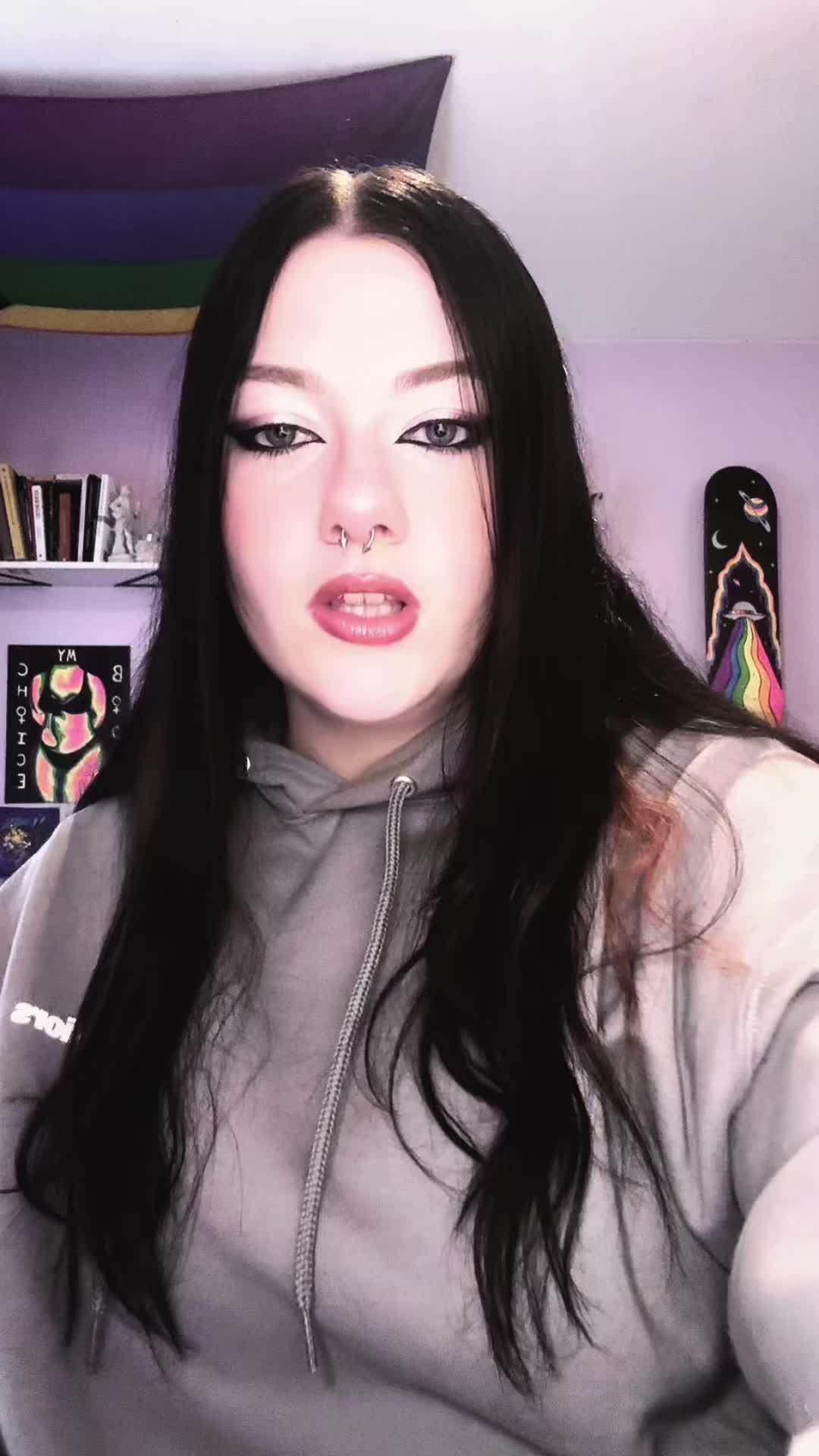 @โ rayne โ