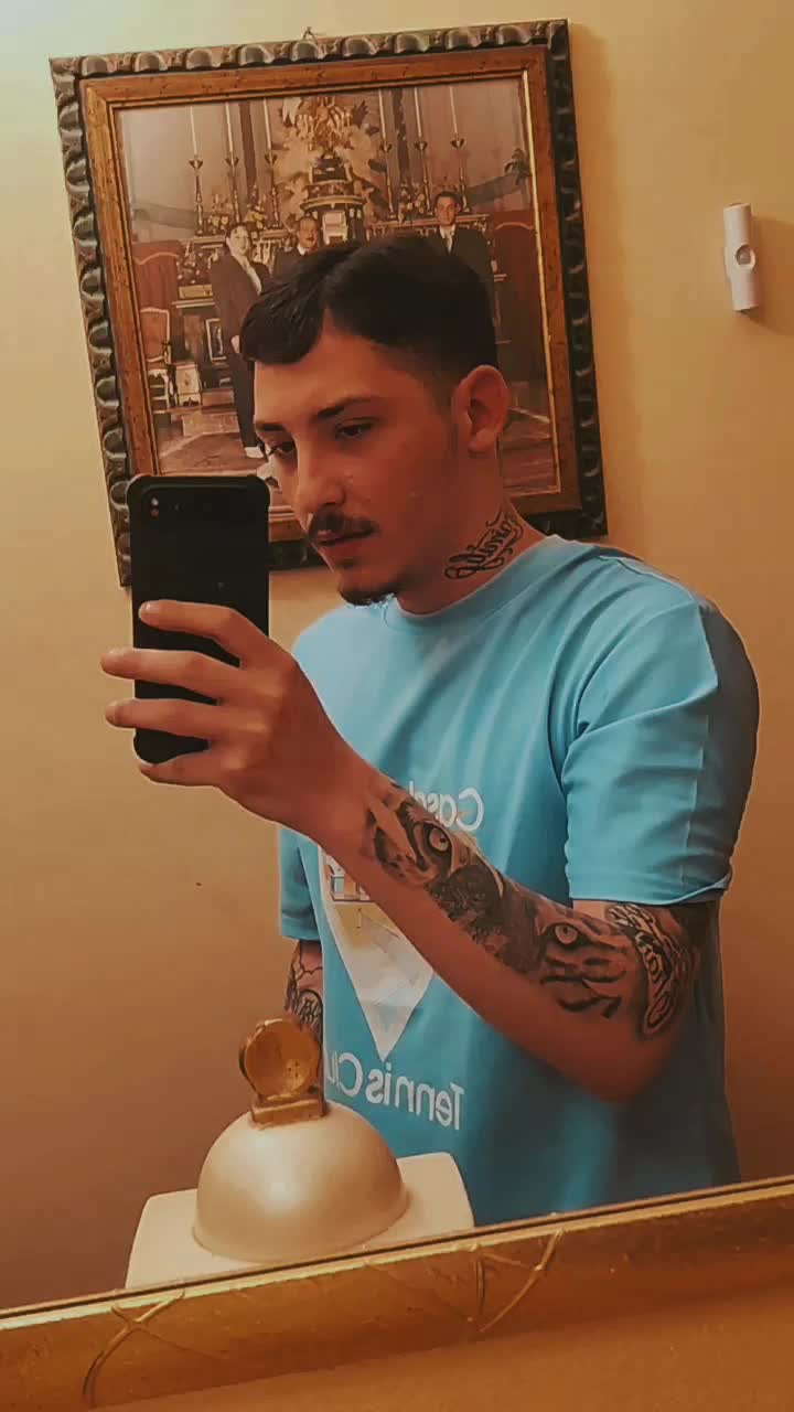 @Antony 🖤🤗