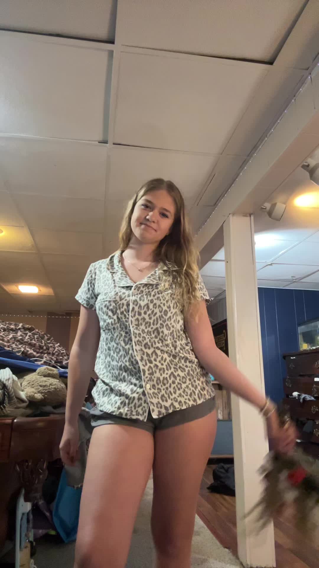 @LexLou