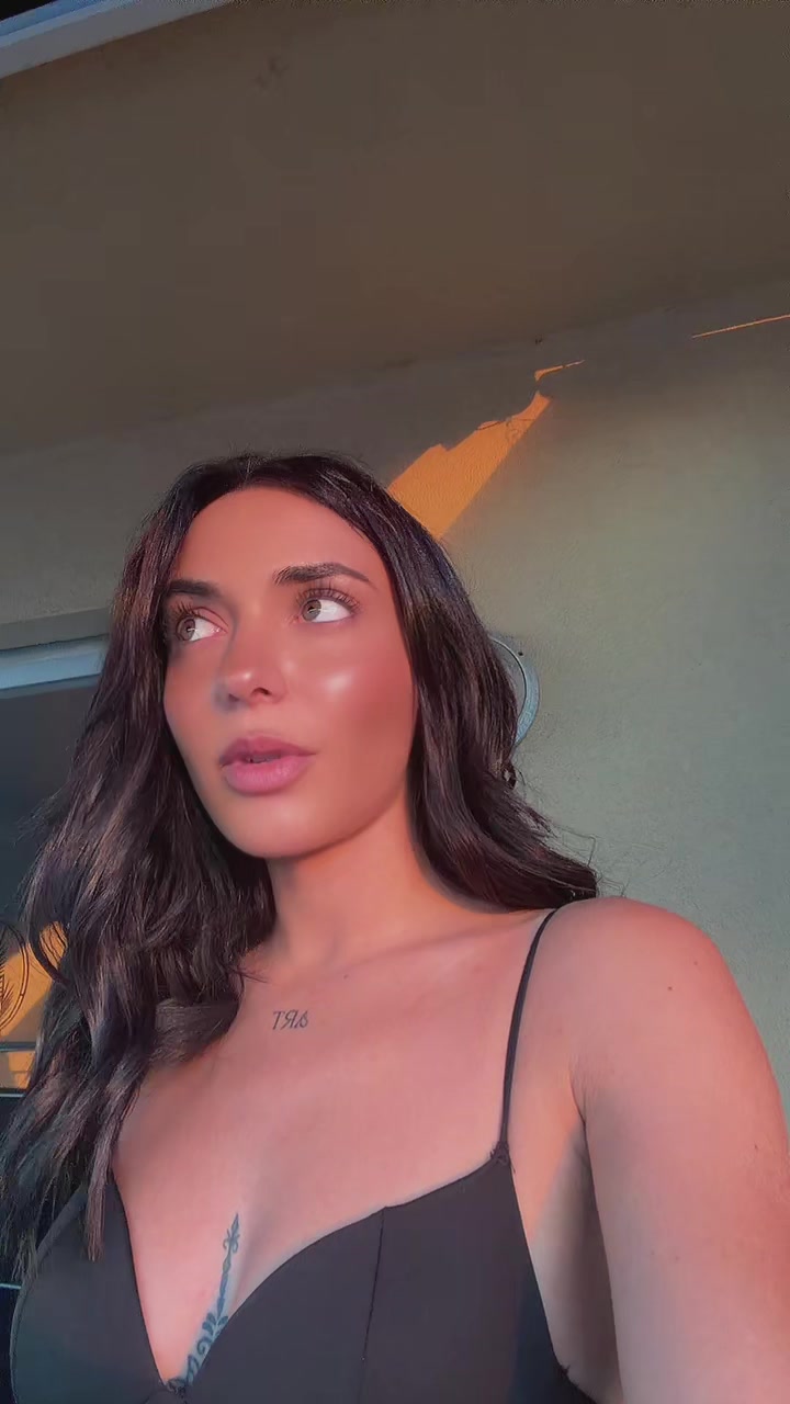 @justine_gthr