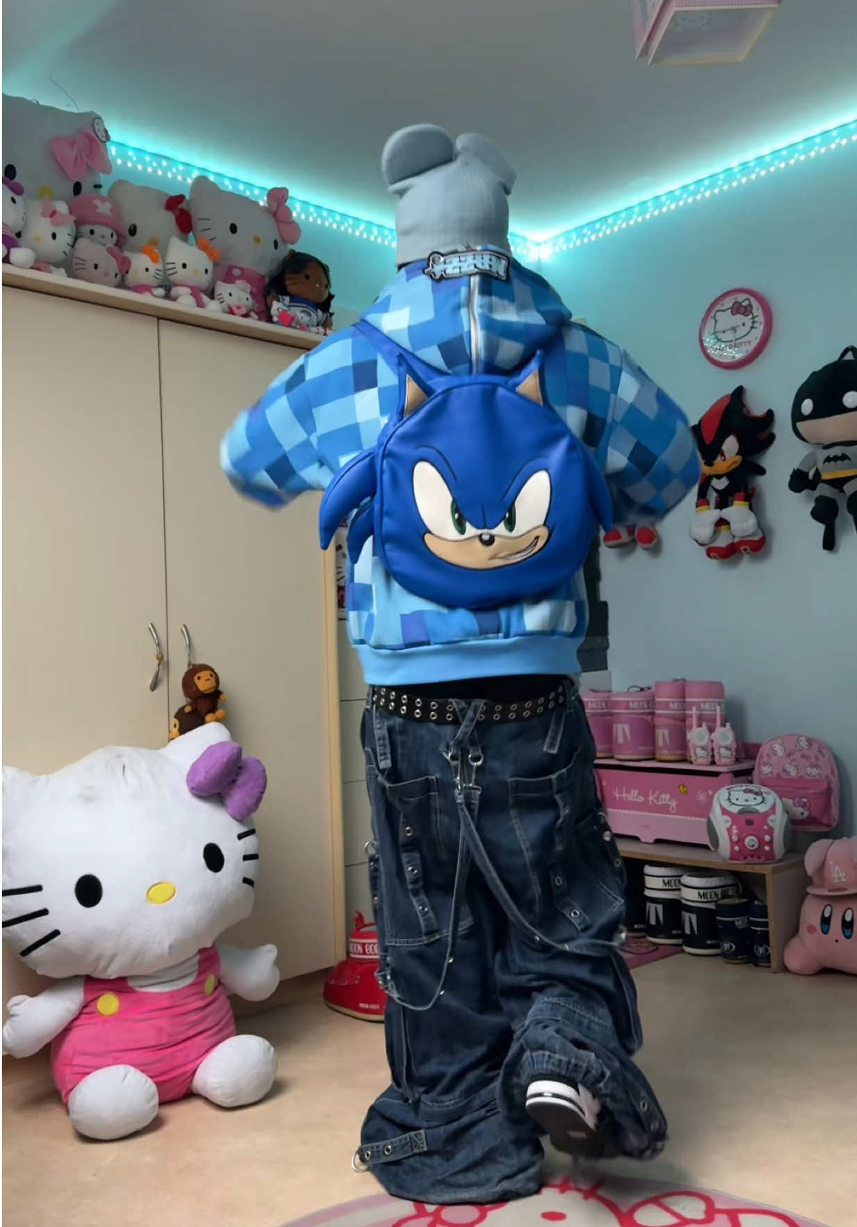 @PINTEREST KID.
