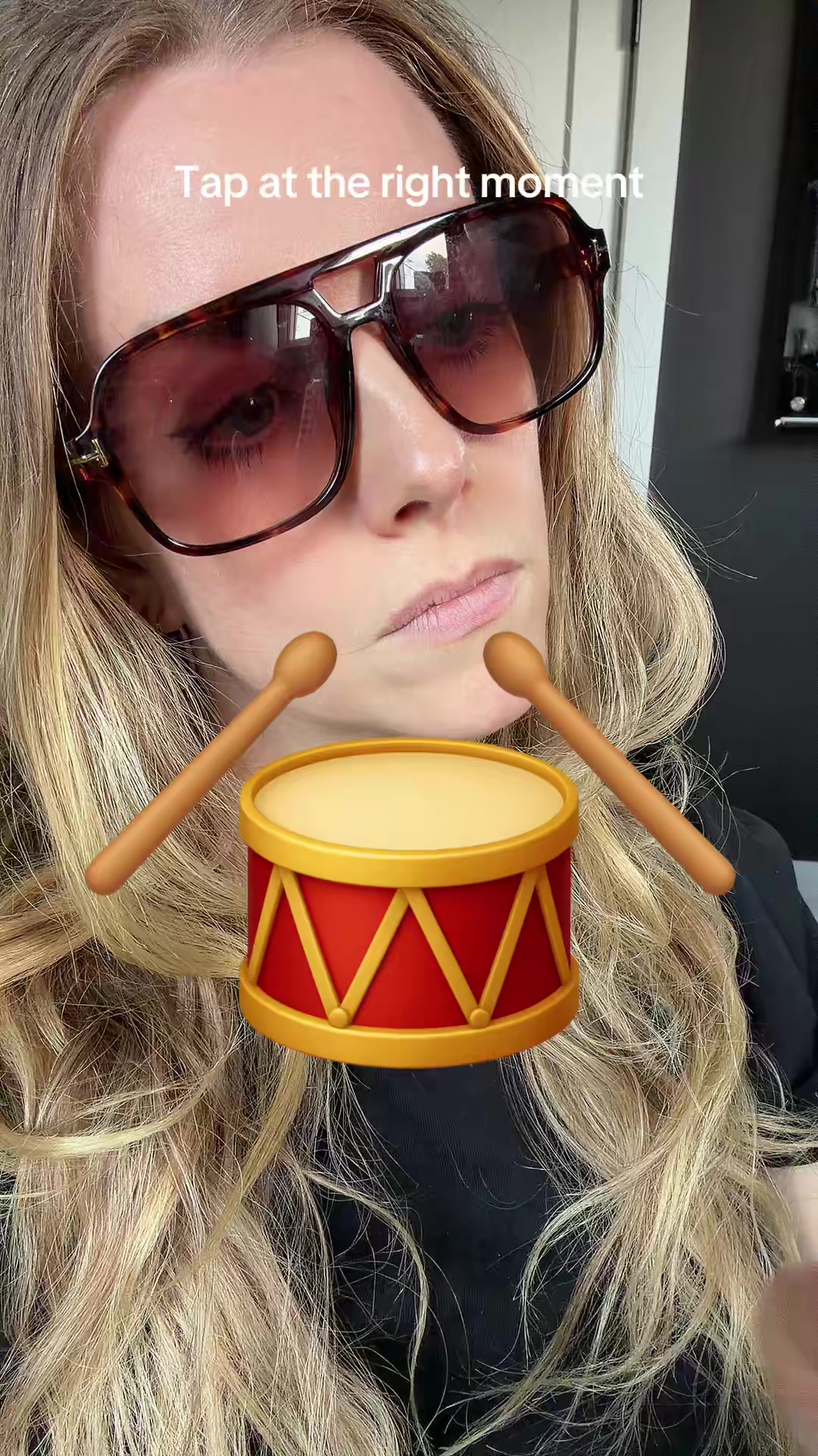 @lindsayell