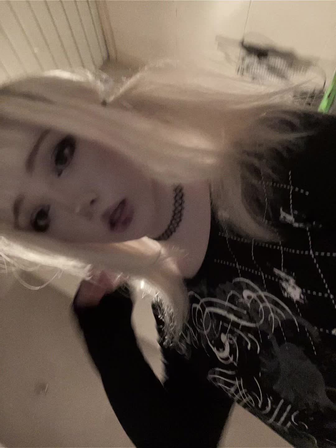 @eliz