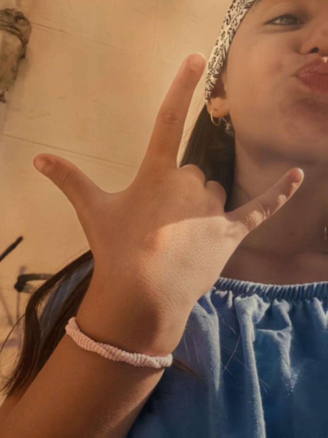 @miry.baddy💗🖤🧡🤍🩵❤️🩹