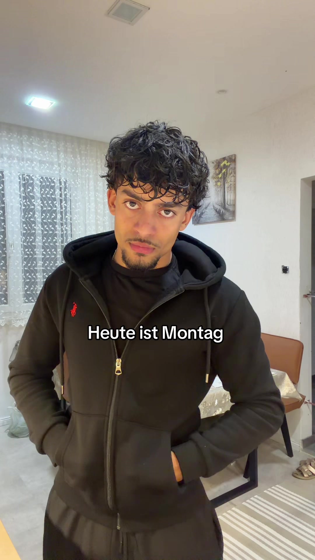 @𝐄 𝐌 𝐈 𝐍