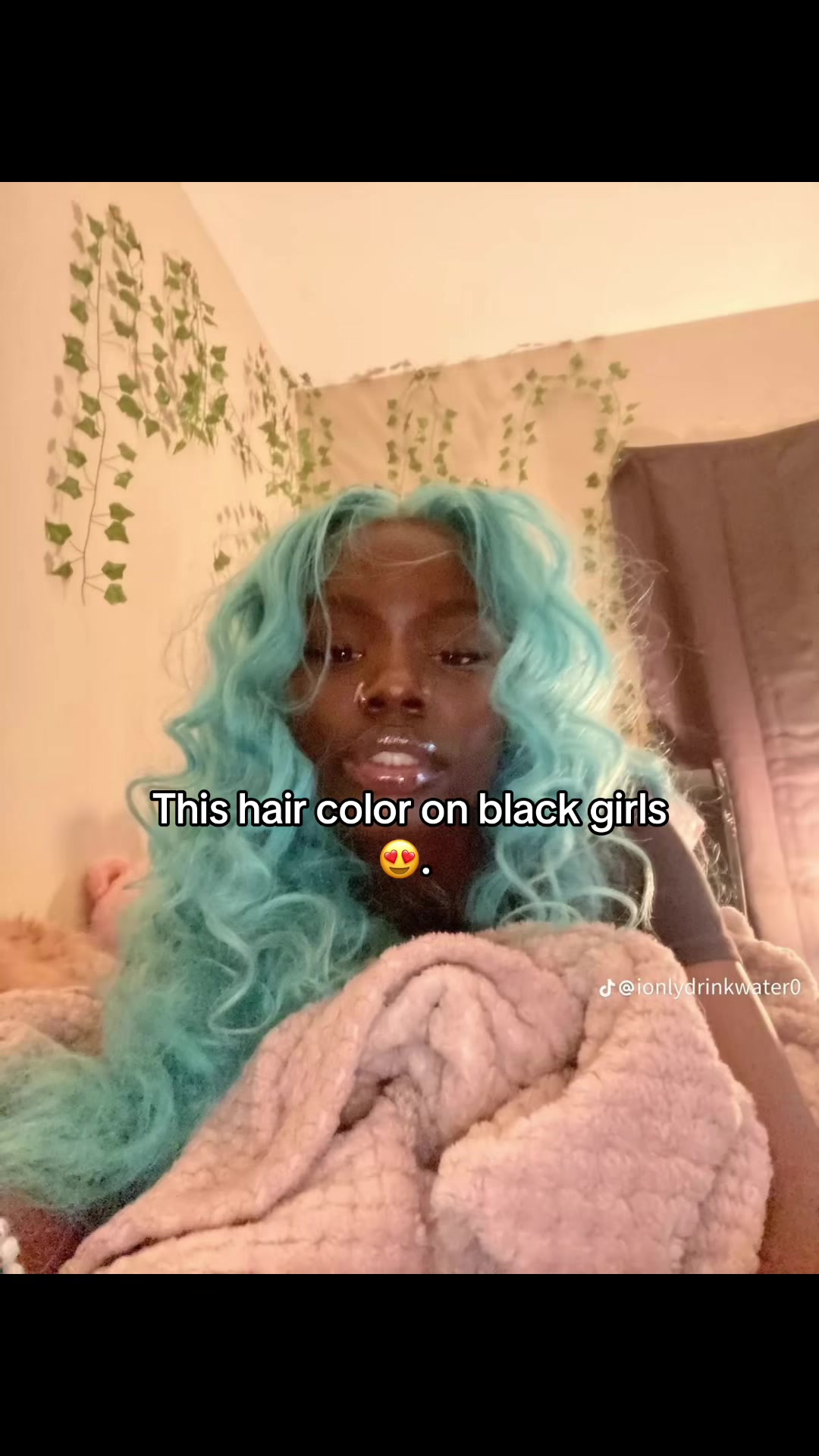 @𝐦𝐨𝐧𝐞𝐲𝐭𝐫𝐞𝐞𝐬.