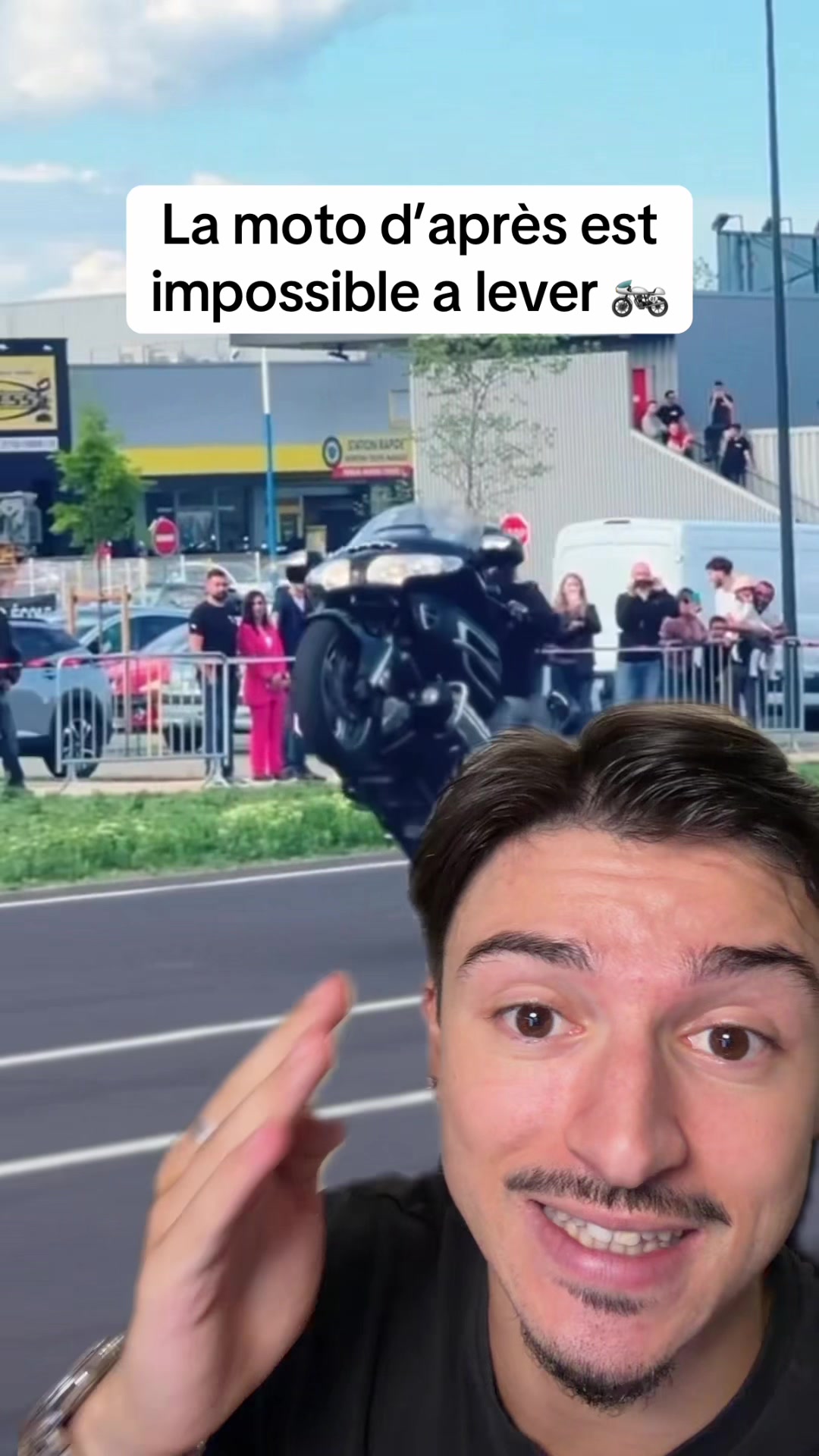 @AKIRO