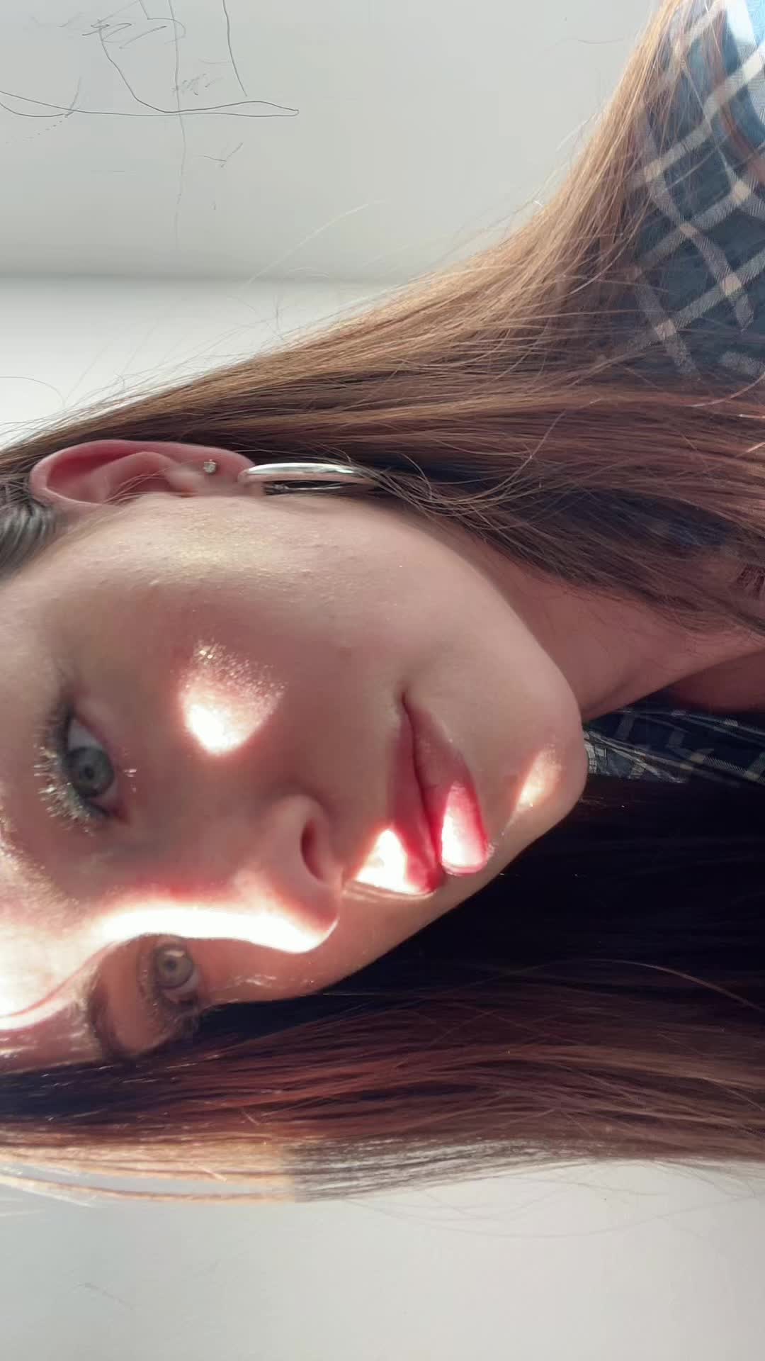@annaiiiiiiiiiiiii