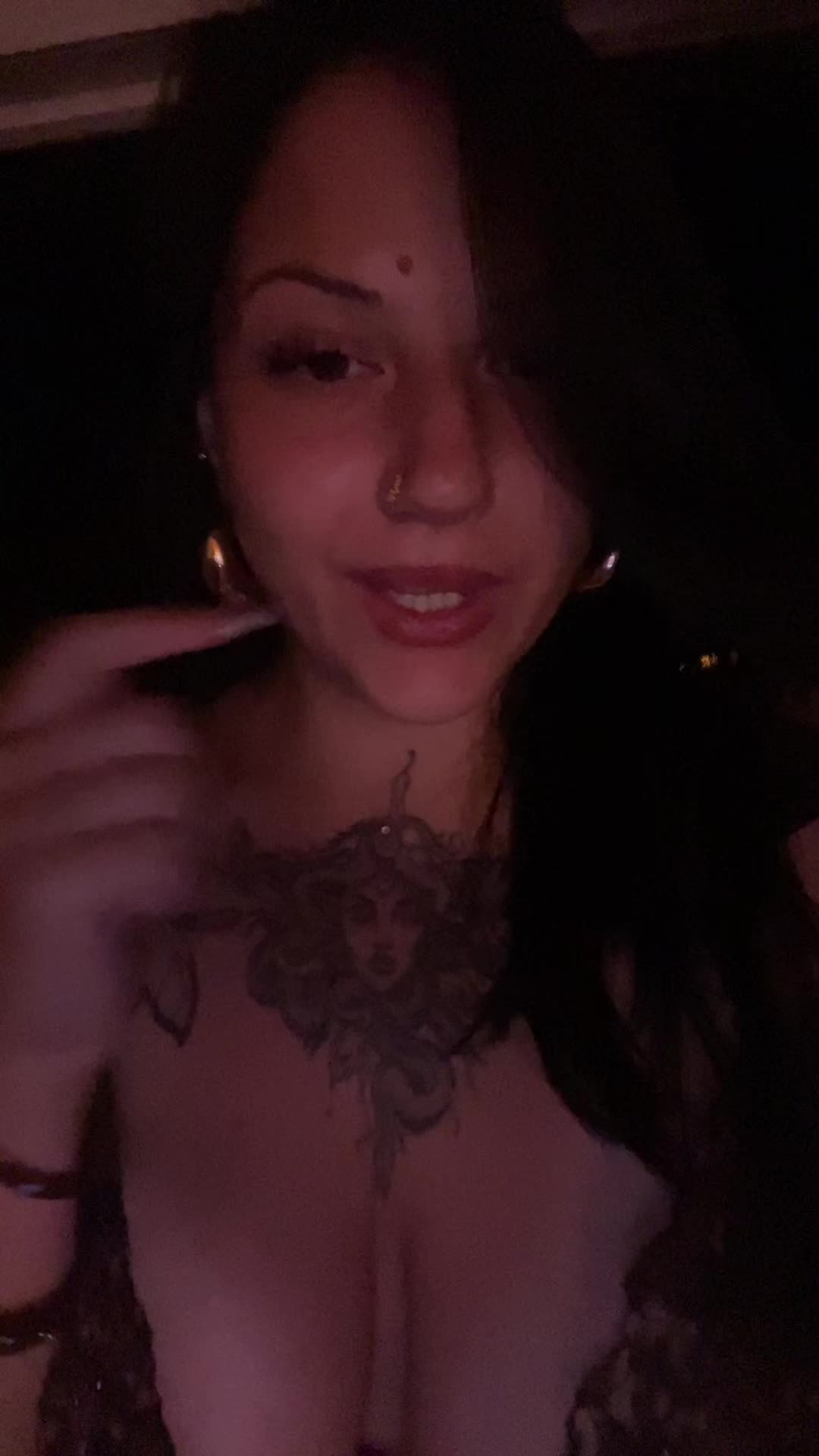 @Anissa 🫦🪬