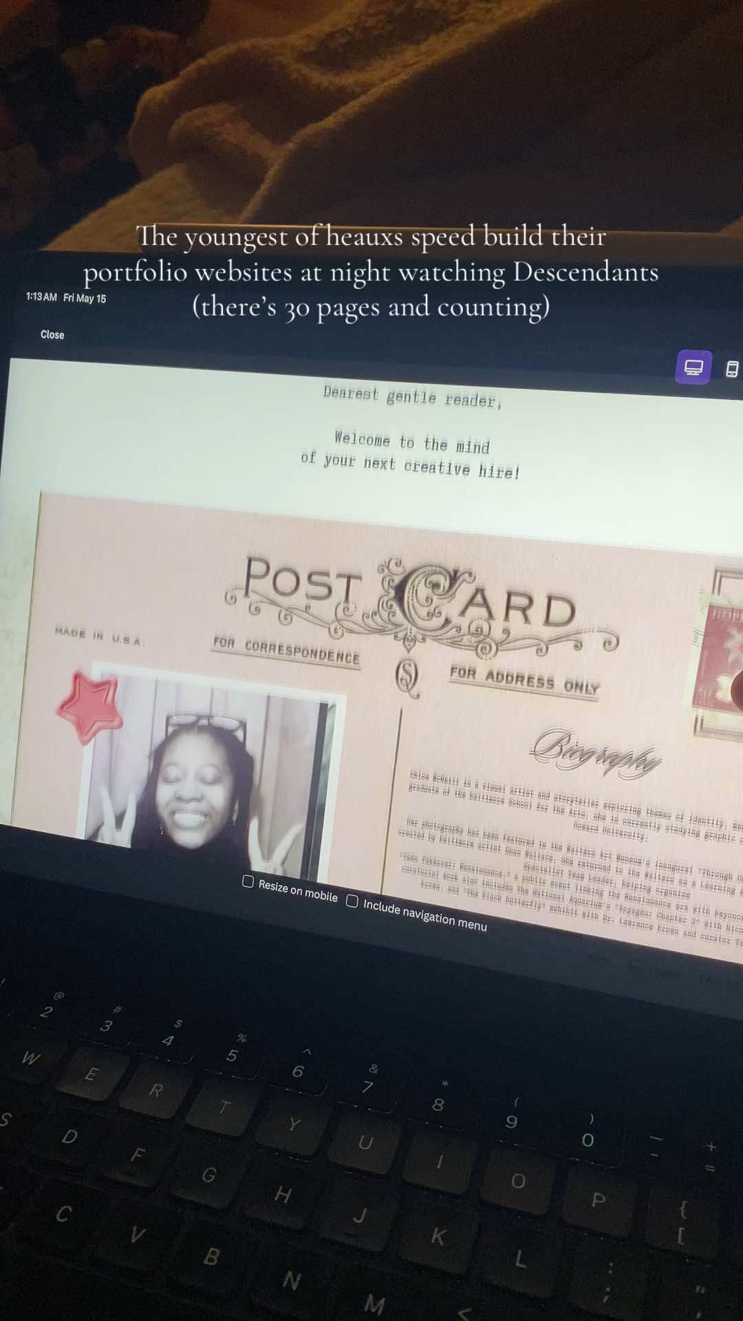 @_chloethecurator_