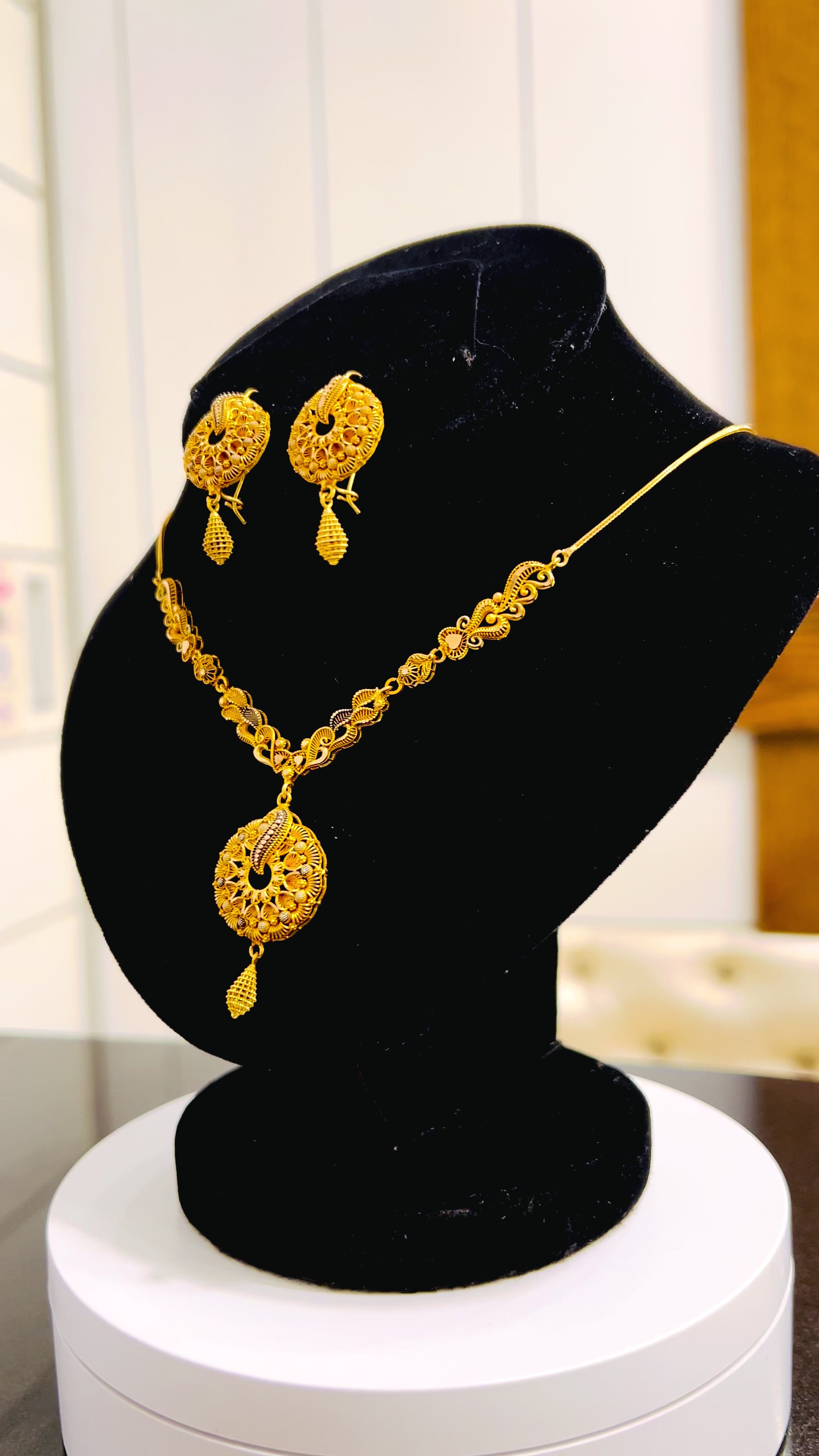 @مرحبا&ensp;جیولرز&ensp;&ensp;(&ensp;M&ensp;J&ensp;)