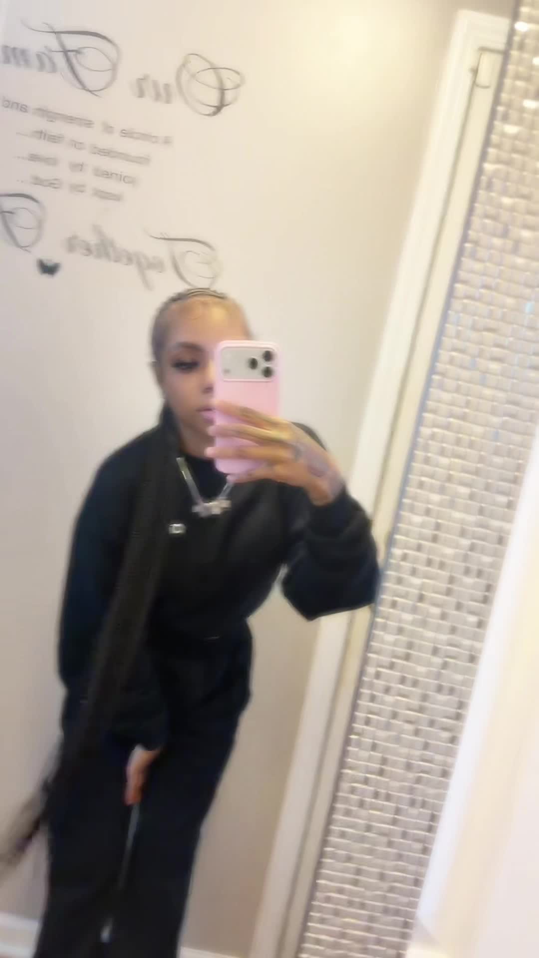 @malayahnicoleeee