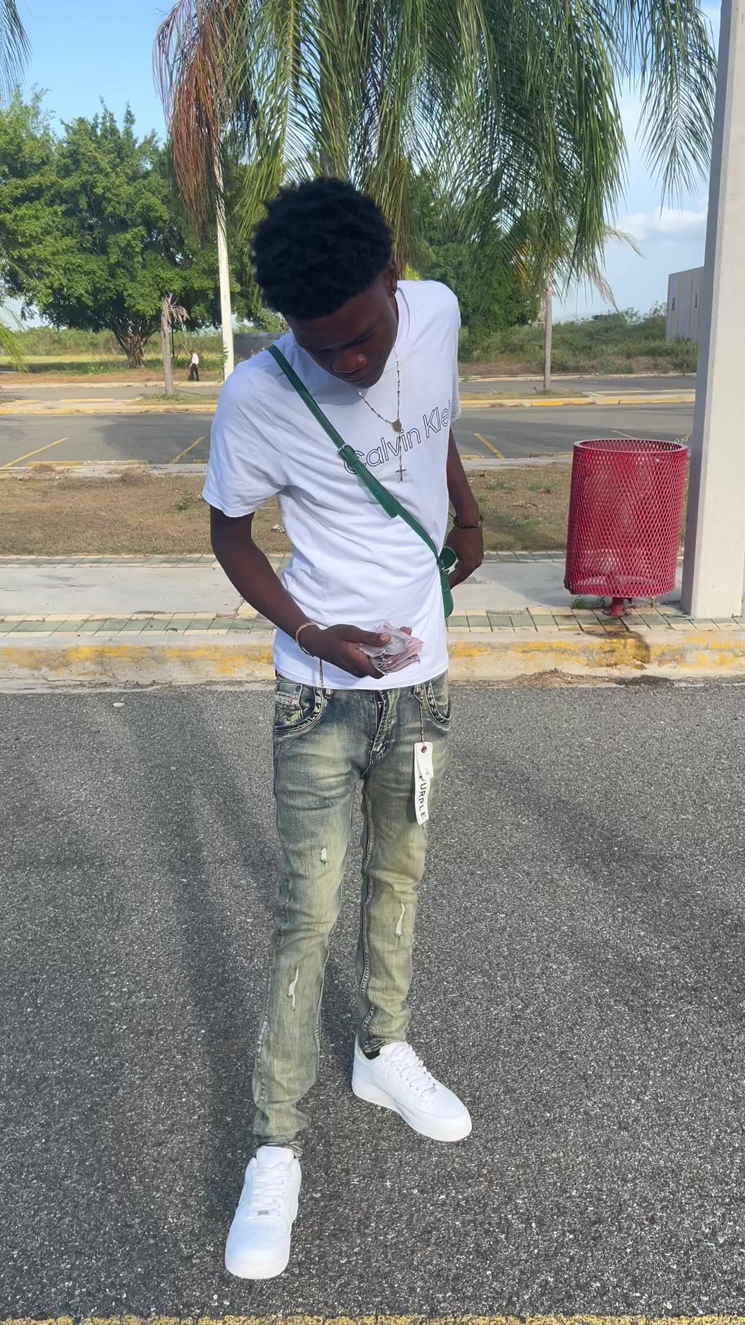 @young pirate🏴☠️🛍️
