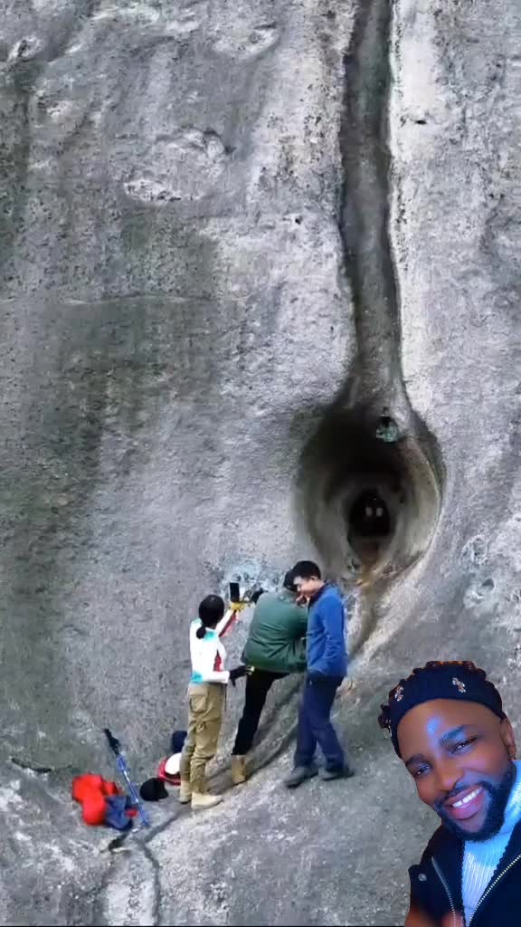 @commenter 256
