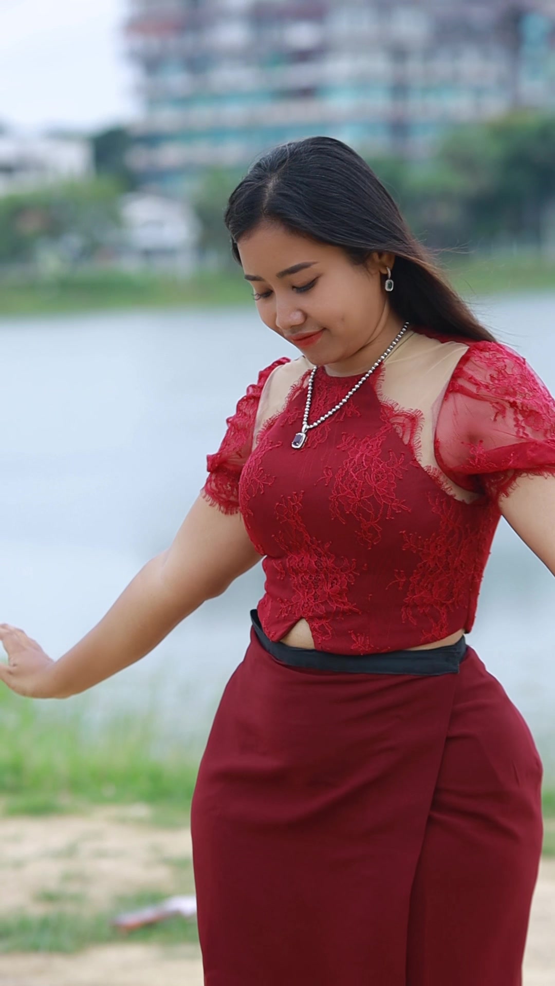 @Pwint💫ရွှေဖူးသစ်အဆောင်