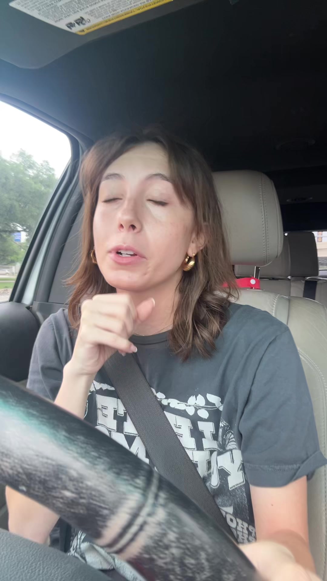 @sarahchatstoomuch