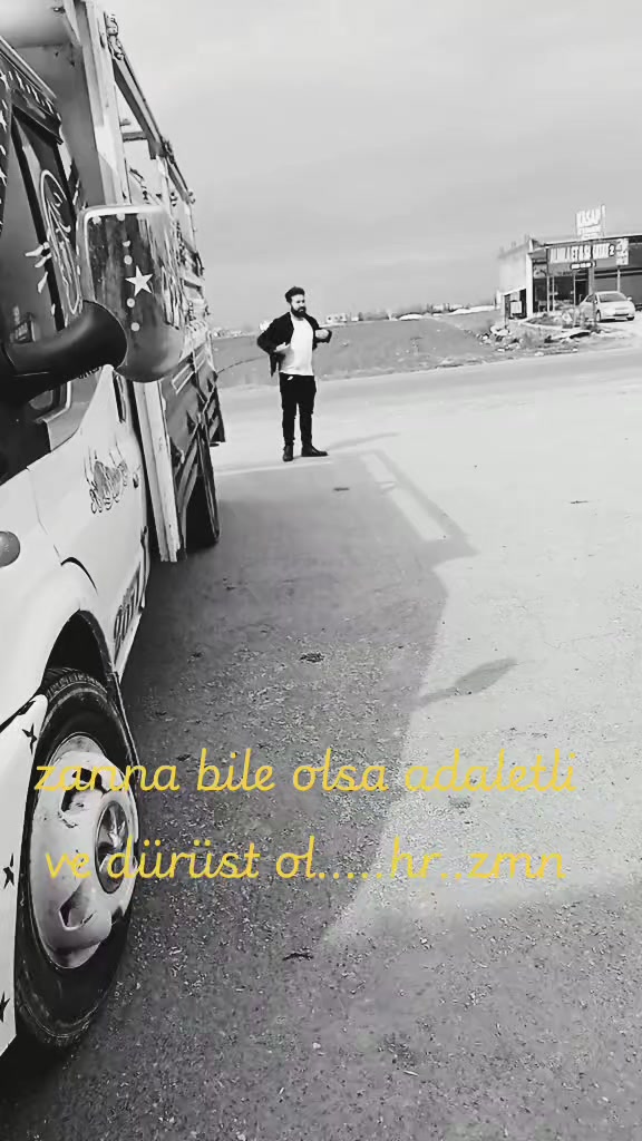 @&ouml;zg&uuml;r2121