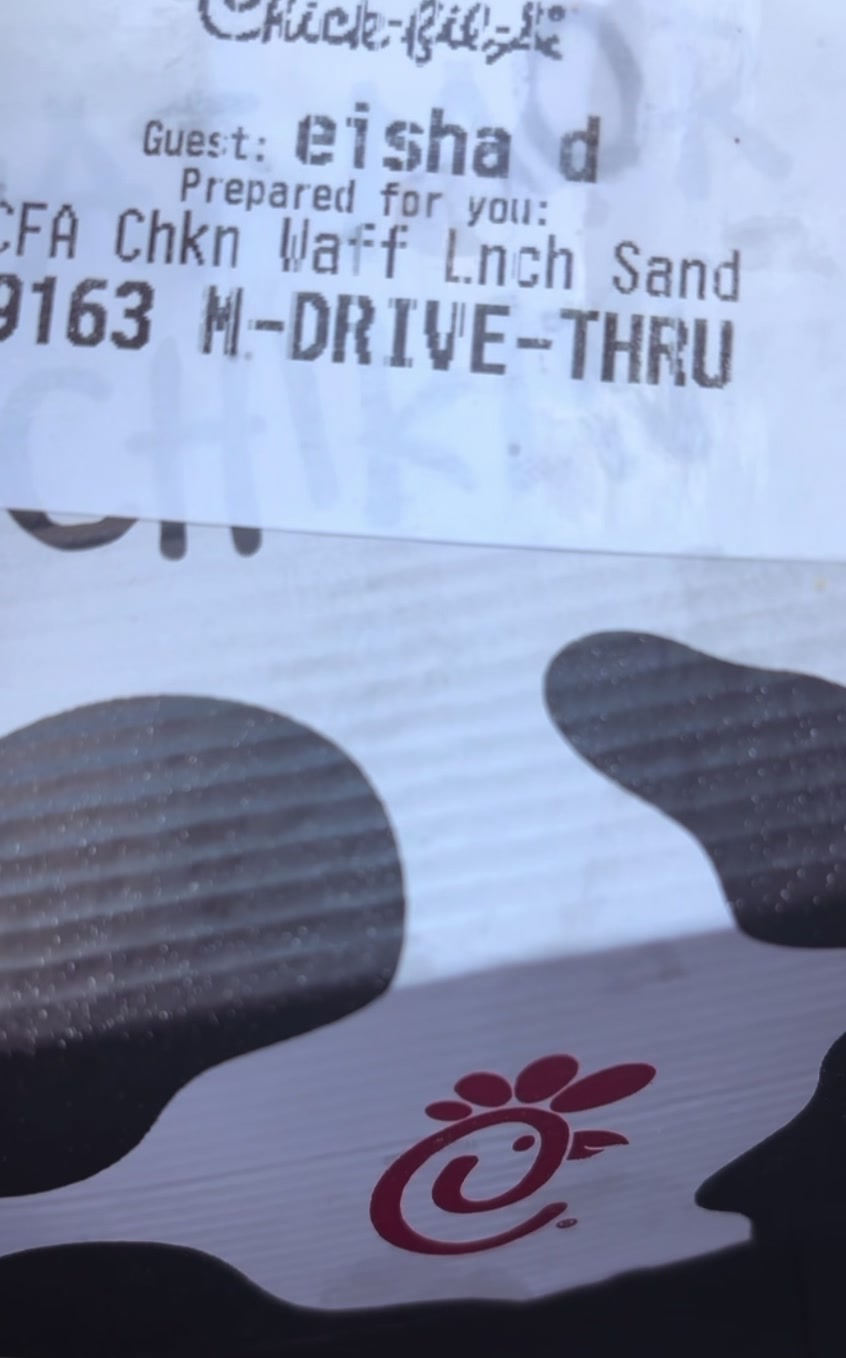 @Que🖤