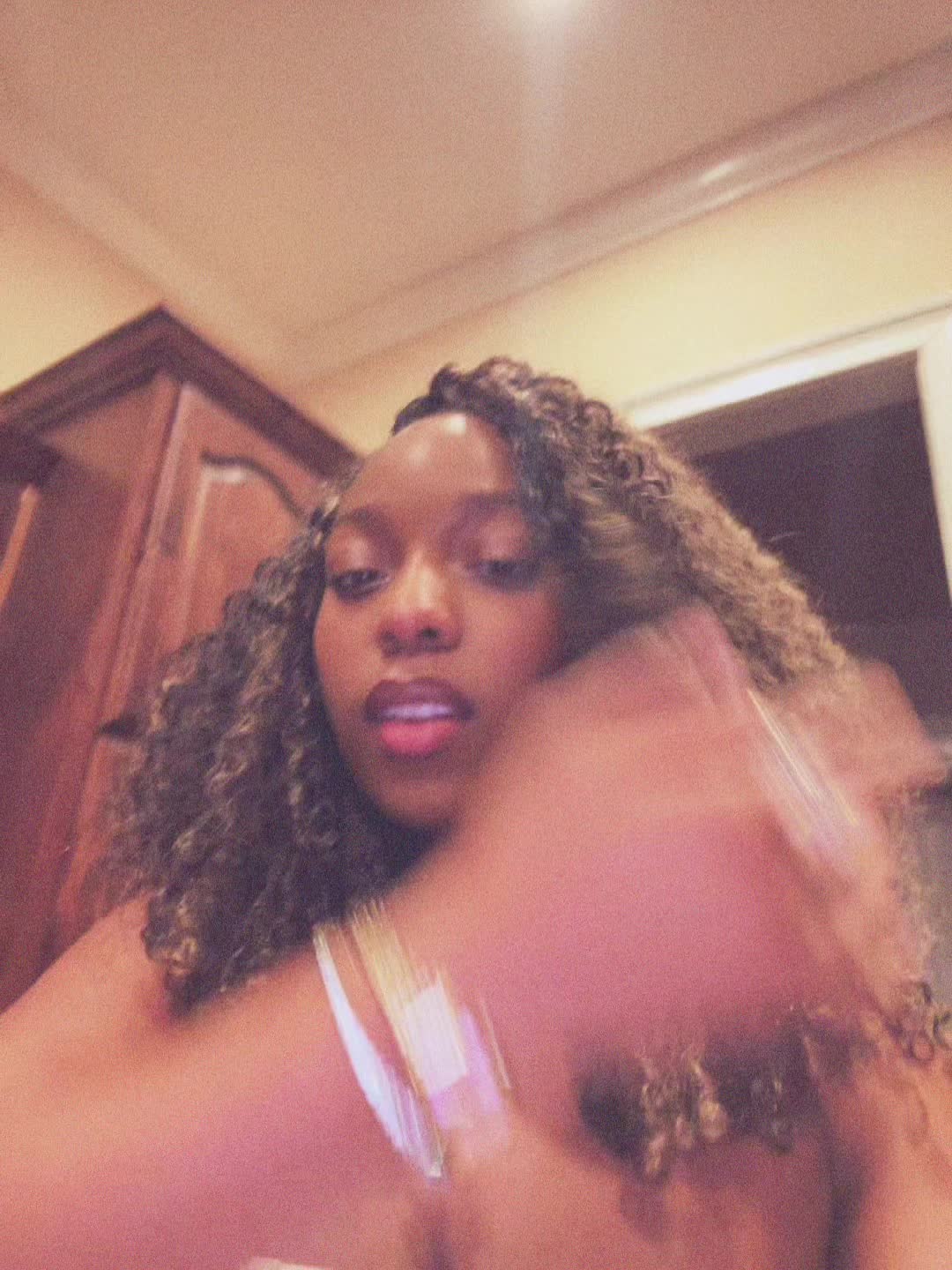 @Tai<333