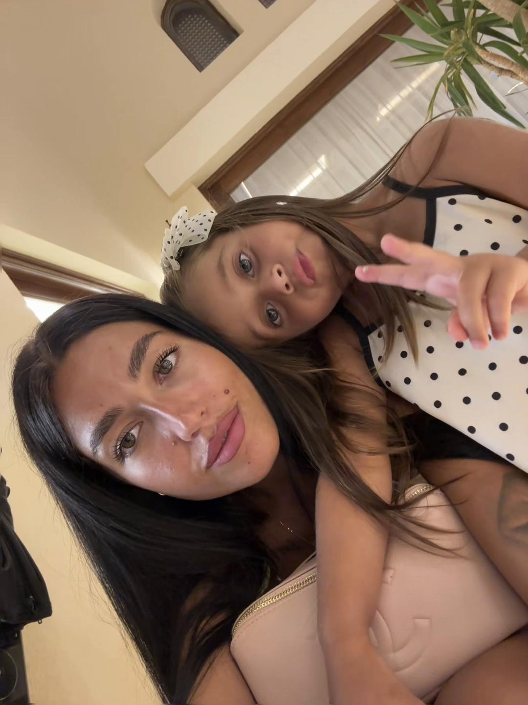 @Sarahlino