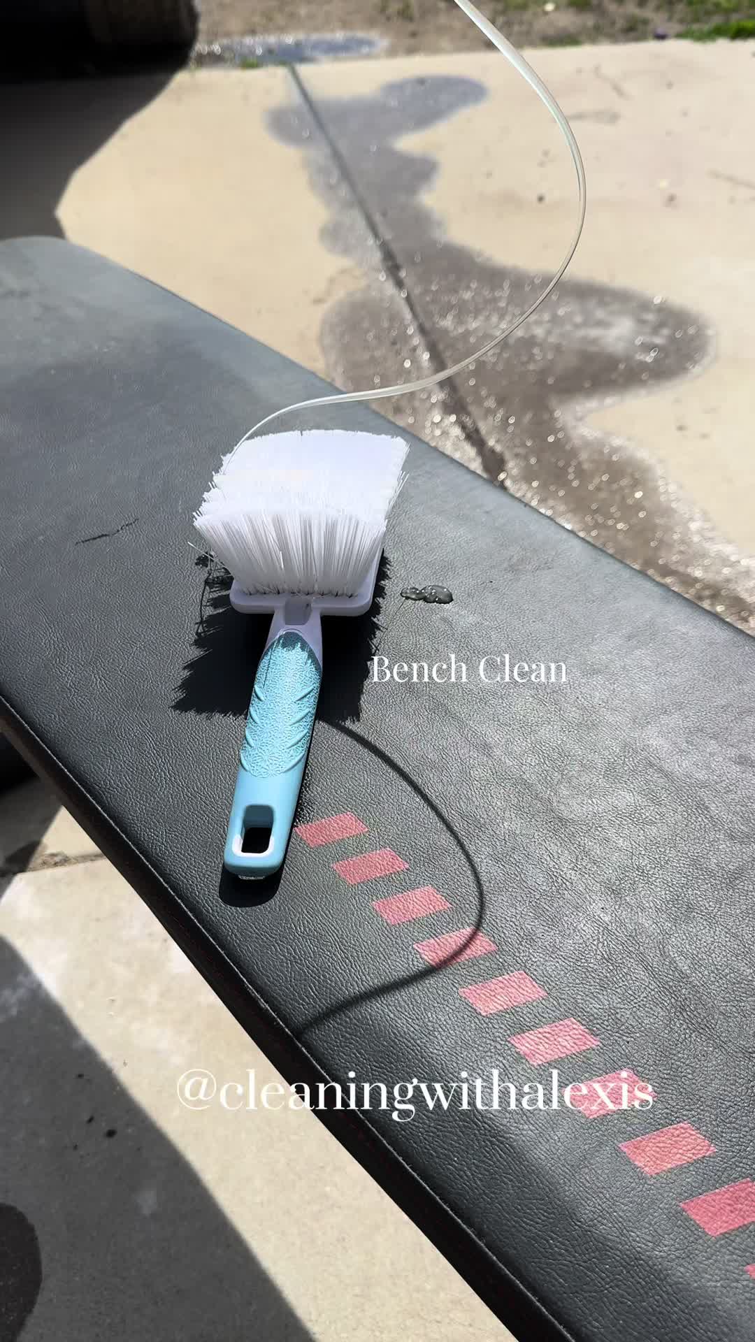 @AlexisCleanASMR