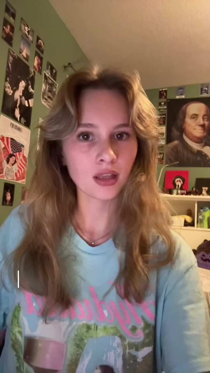 @chloeee