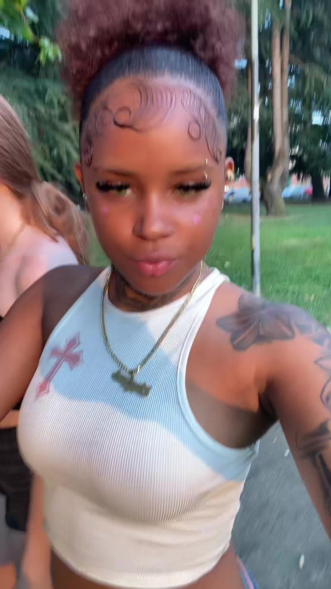 @Molita🍒