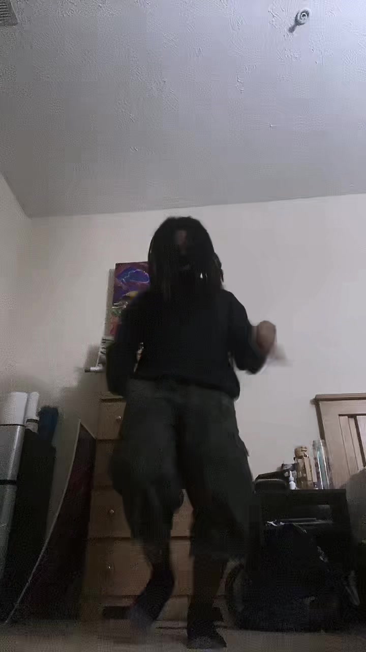 @Ay_Dot