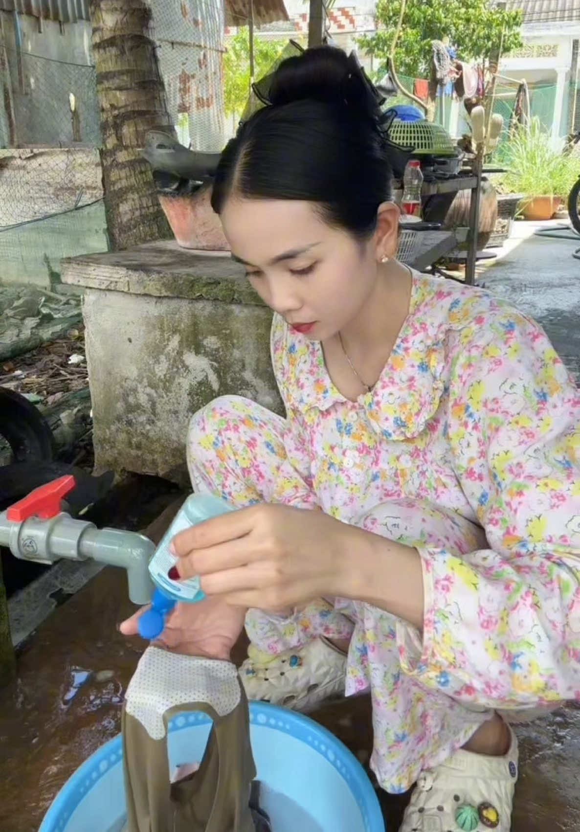 @Shop c&ocirc; g&aacute;i khmer