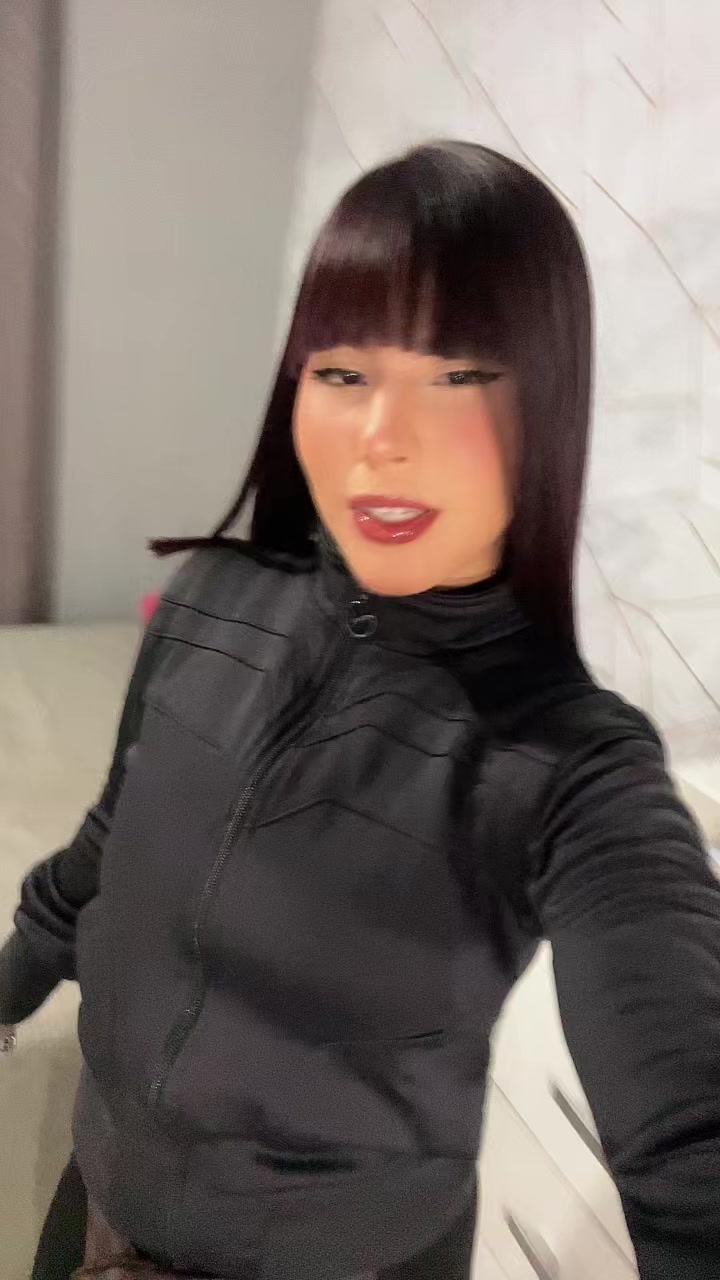 @015_camille