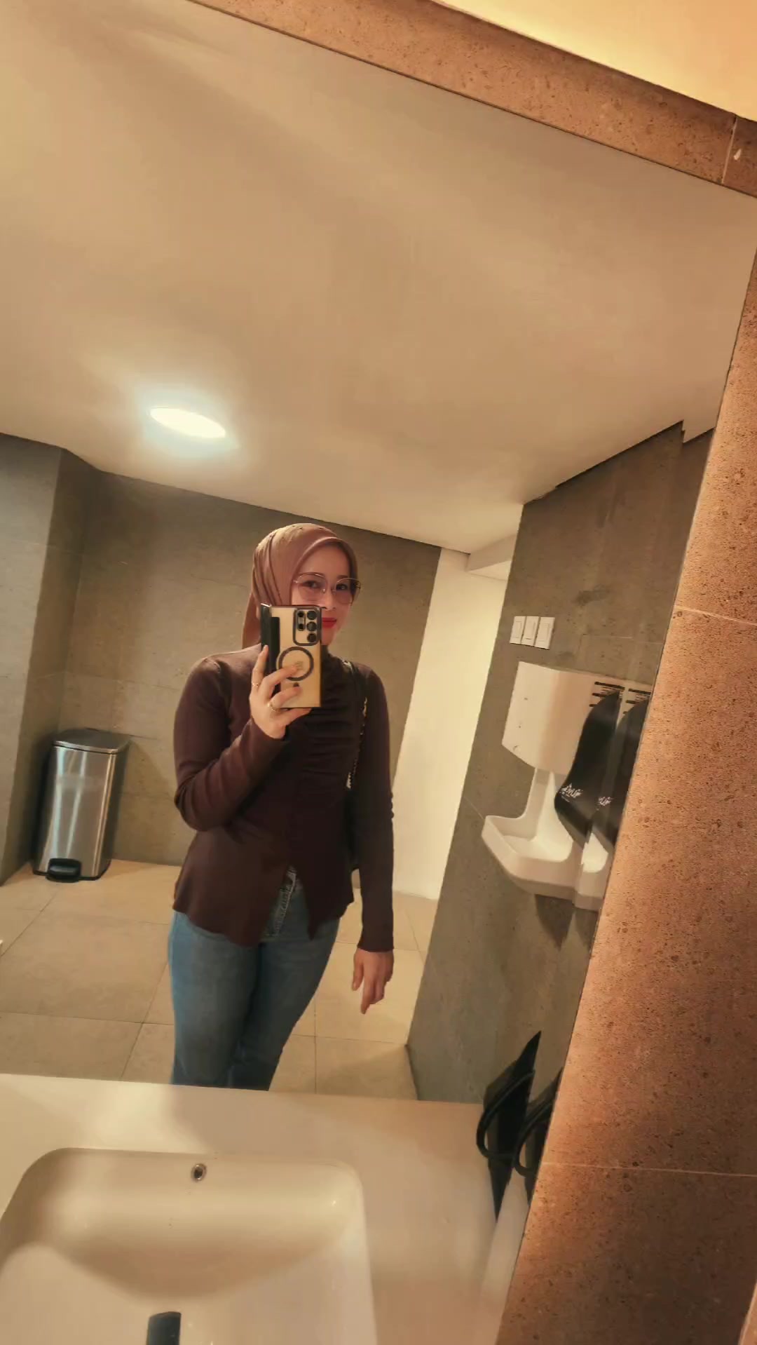 @Lya_Willya