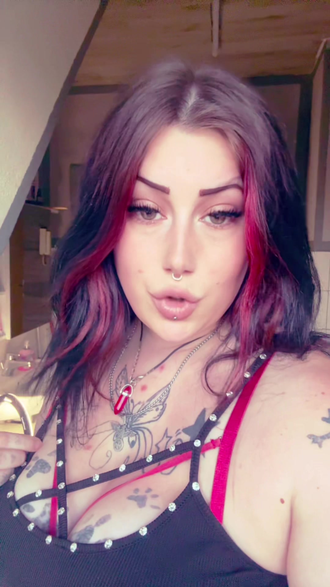 @Jackie😈🖤🌹
