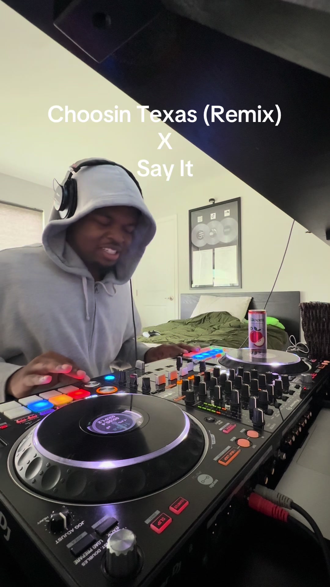 @DJ Vic