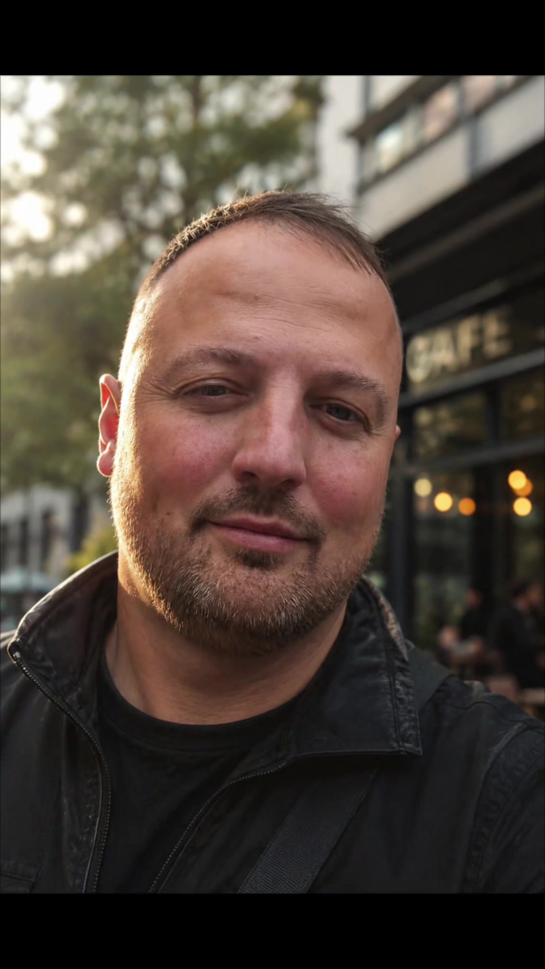 @D&aacute;niel S&aacute;ndor