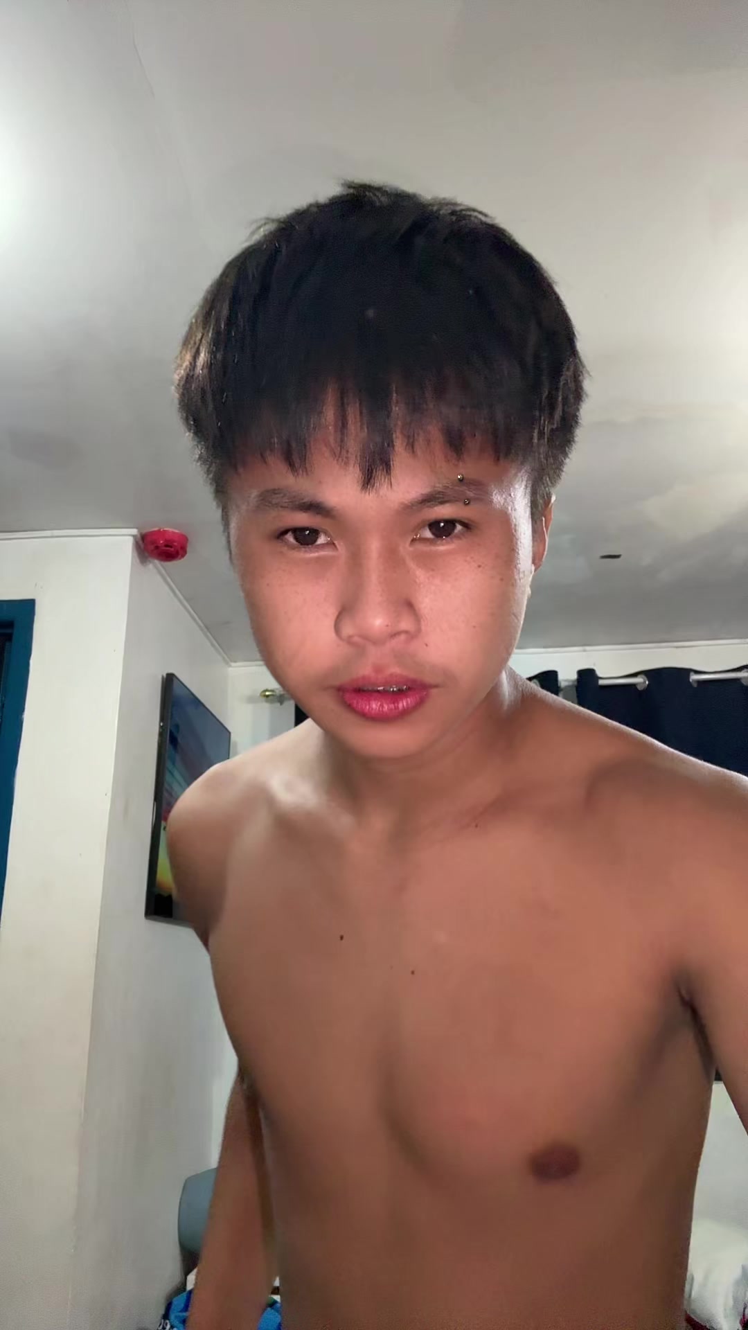 @Mr.Mwahh
