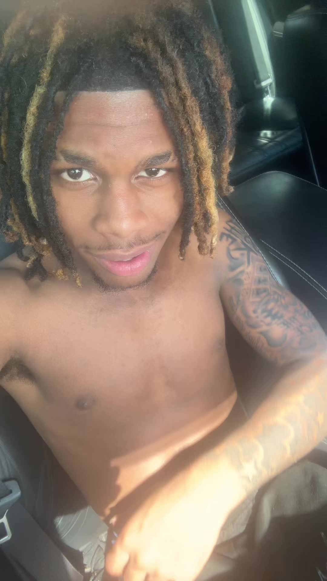 @JOJO&spades;️