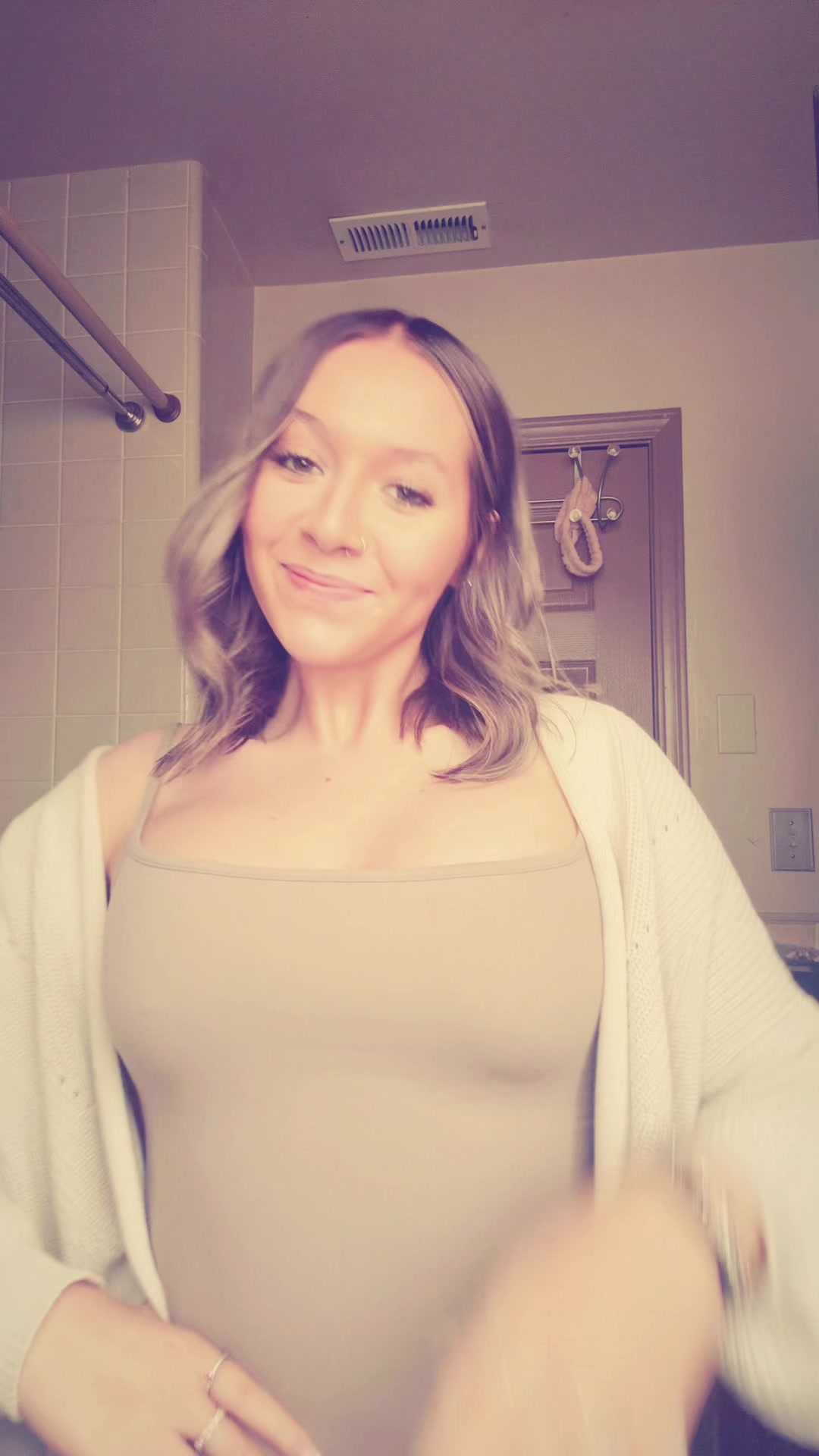 @👸🏼