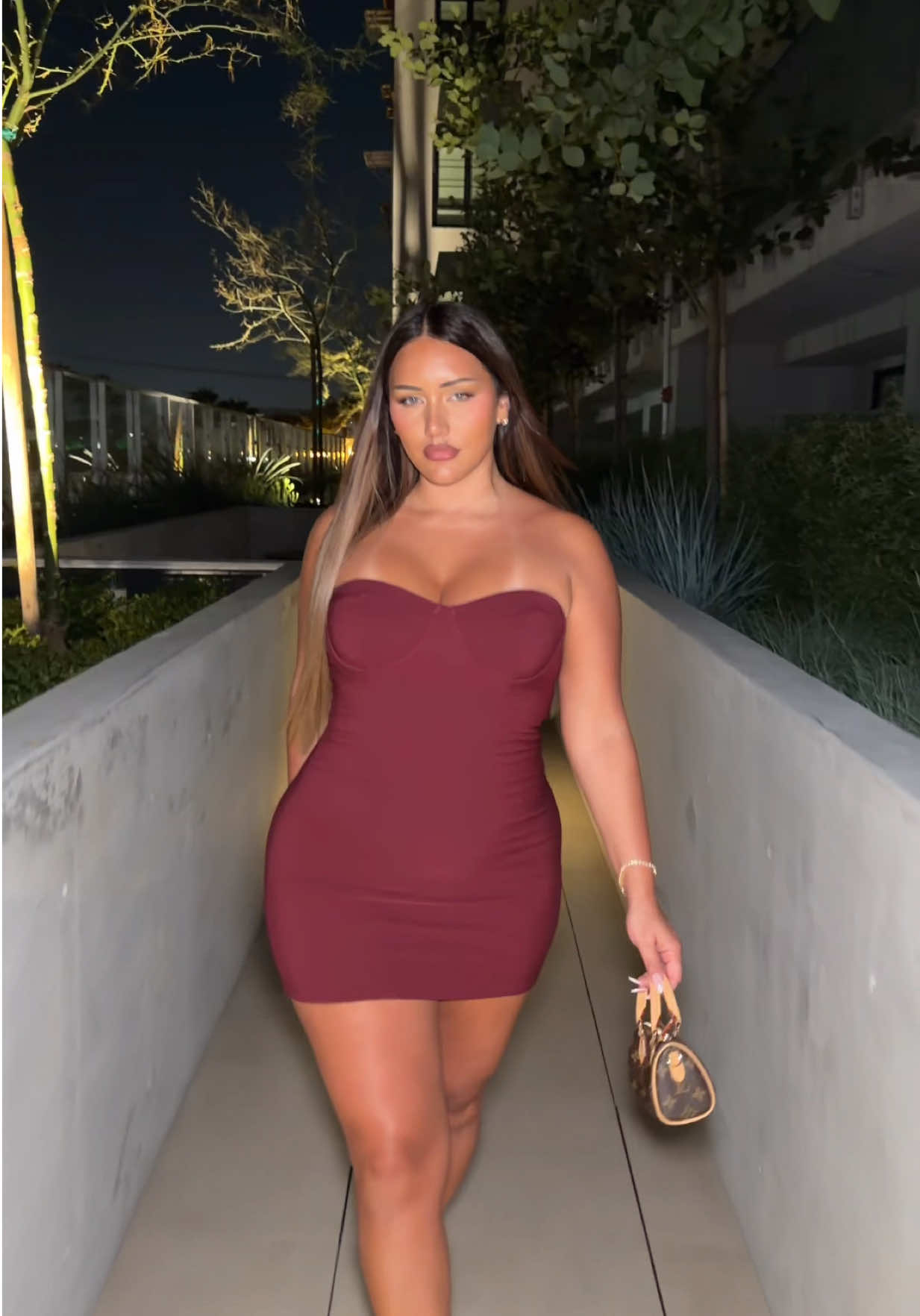 @Yasmine.minovski