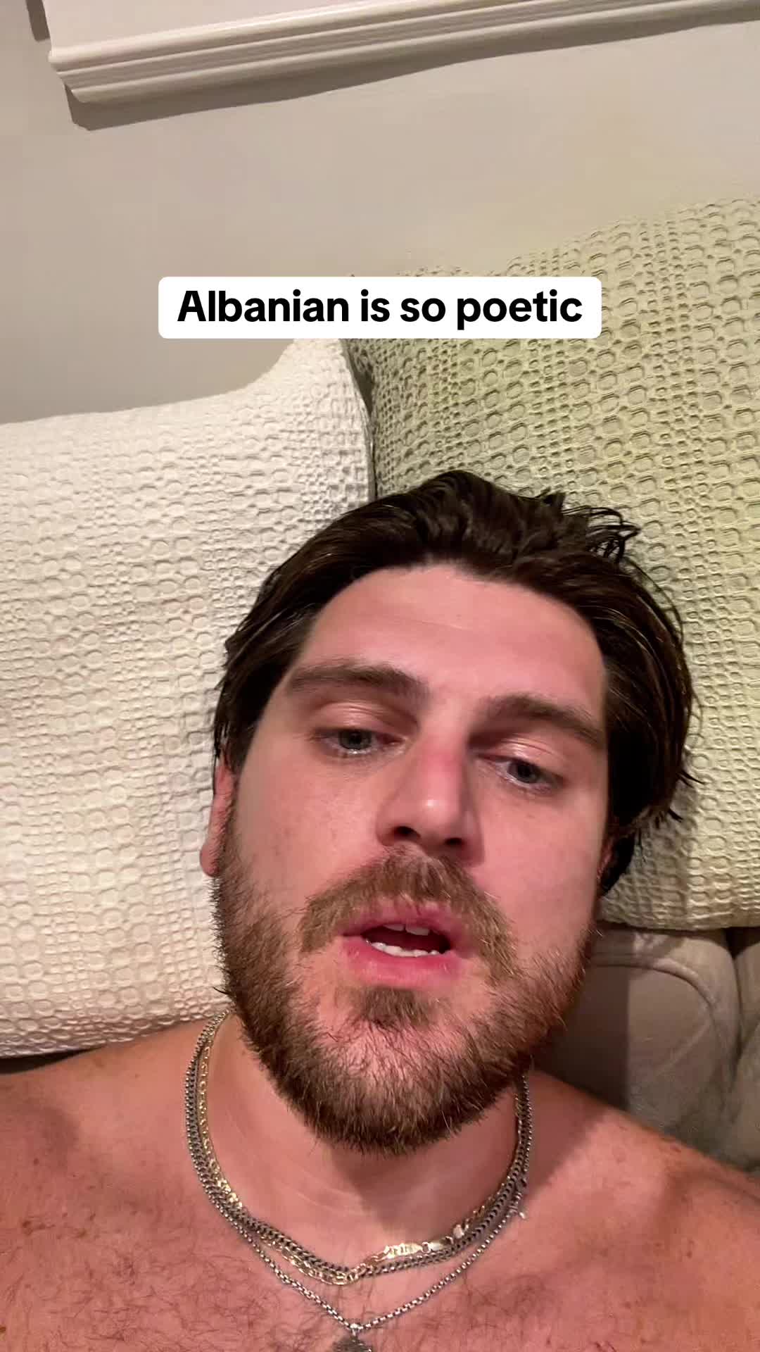 @toniloolie