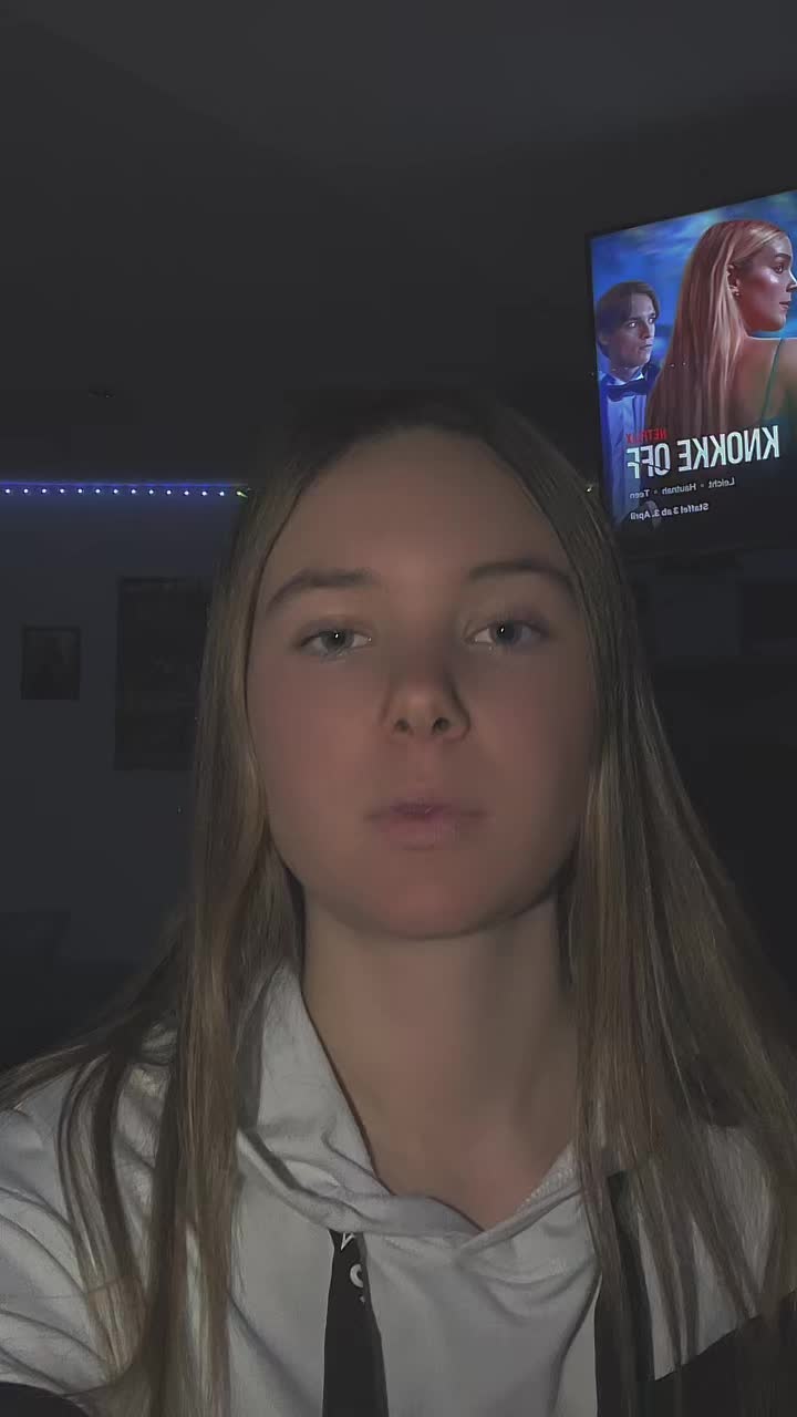@Lena.pltdr