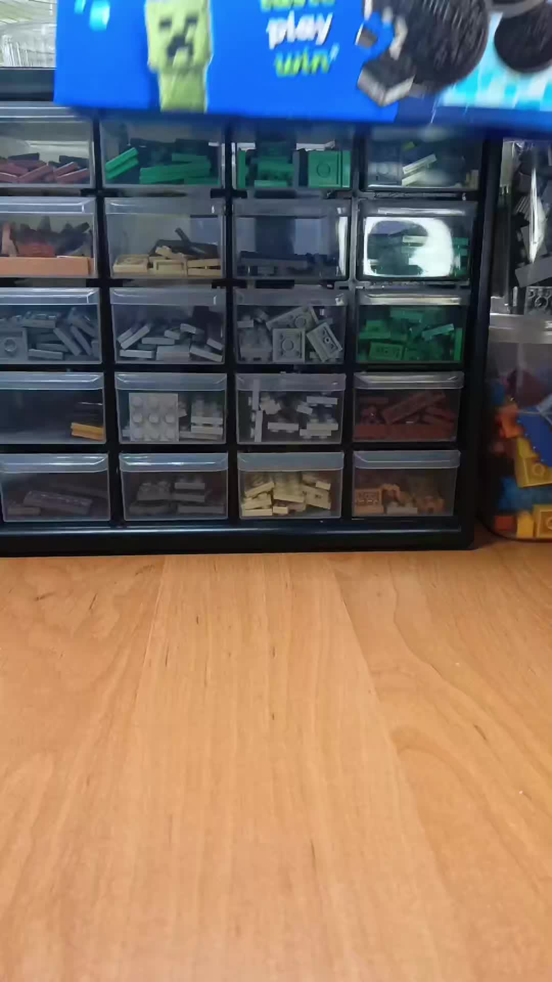 @Brick_art