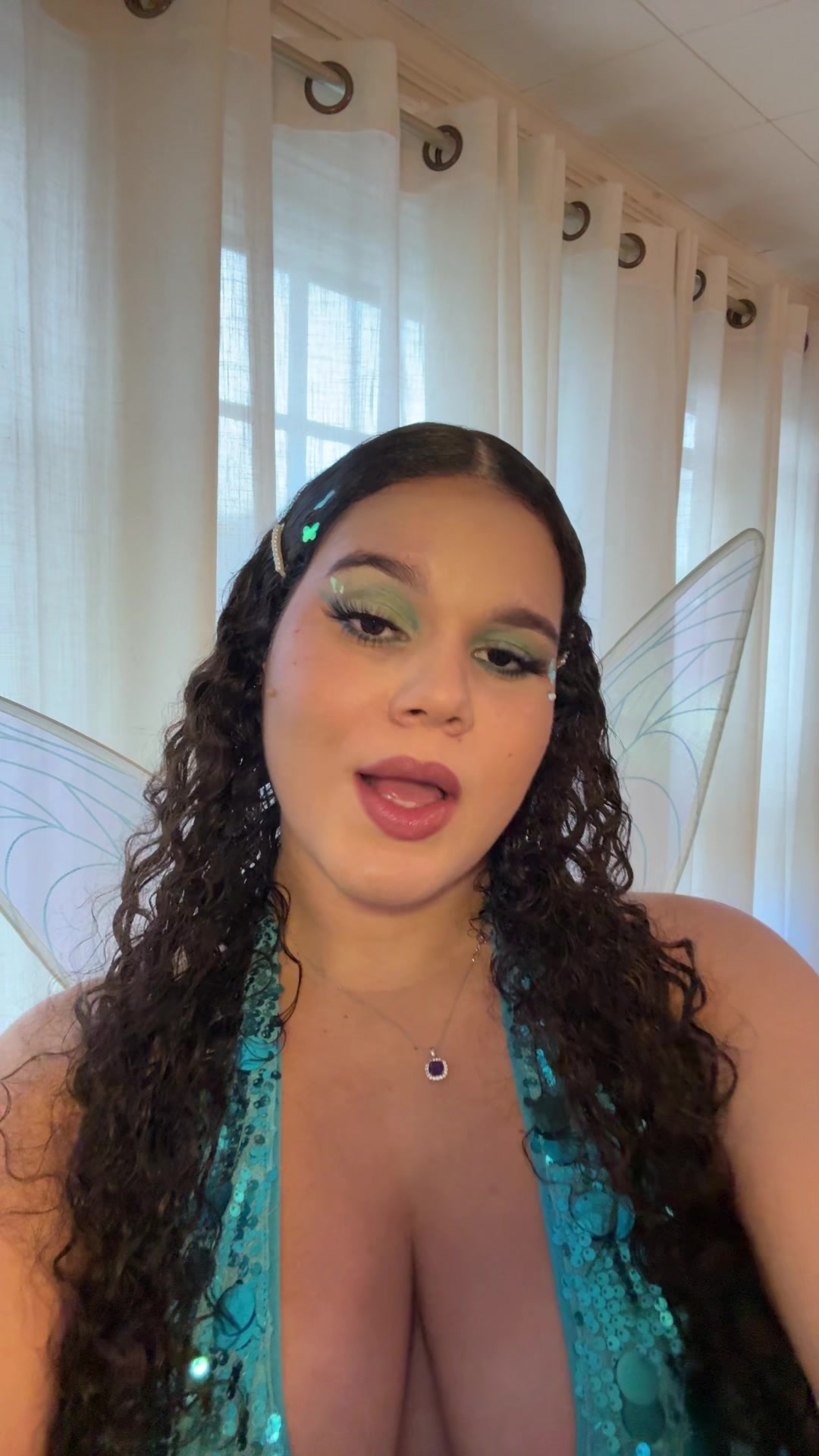 @Karina Sanchez👑