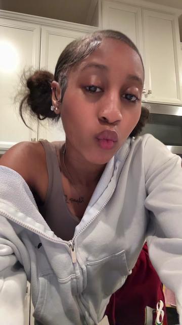 @NIA SIMONE